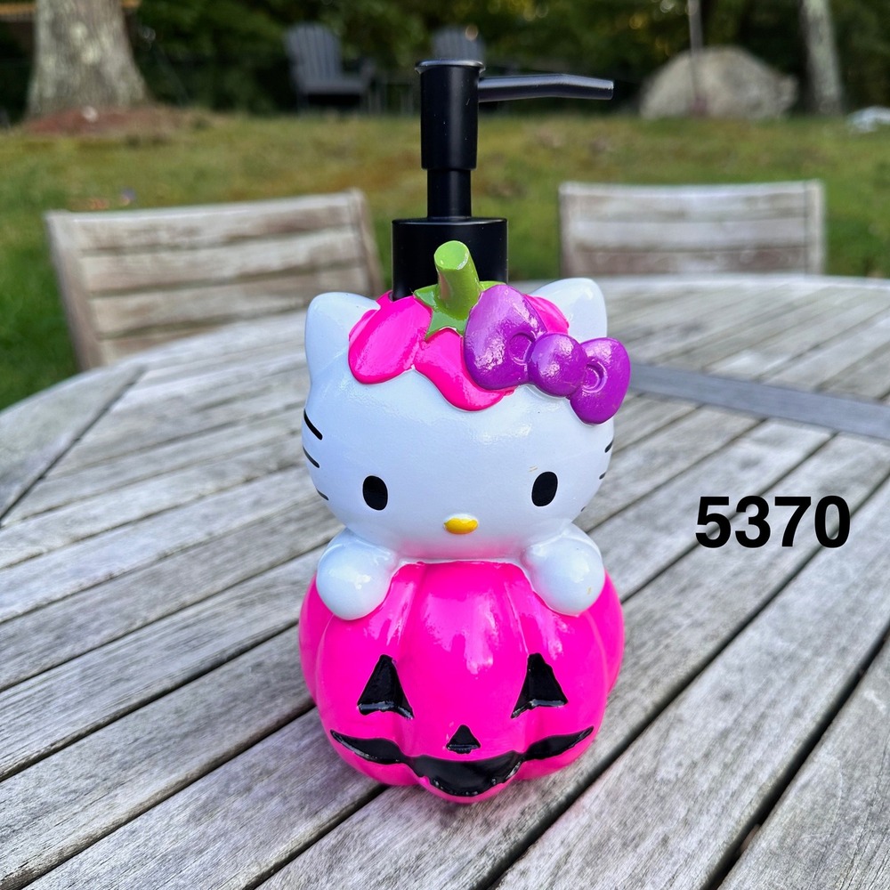 Sanrio Hello Kitty Pink Pumpkin Halloween Soap Dispenser Kawaii Decor 9 Inch